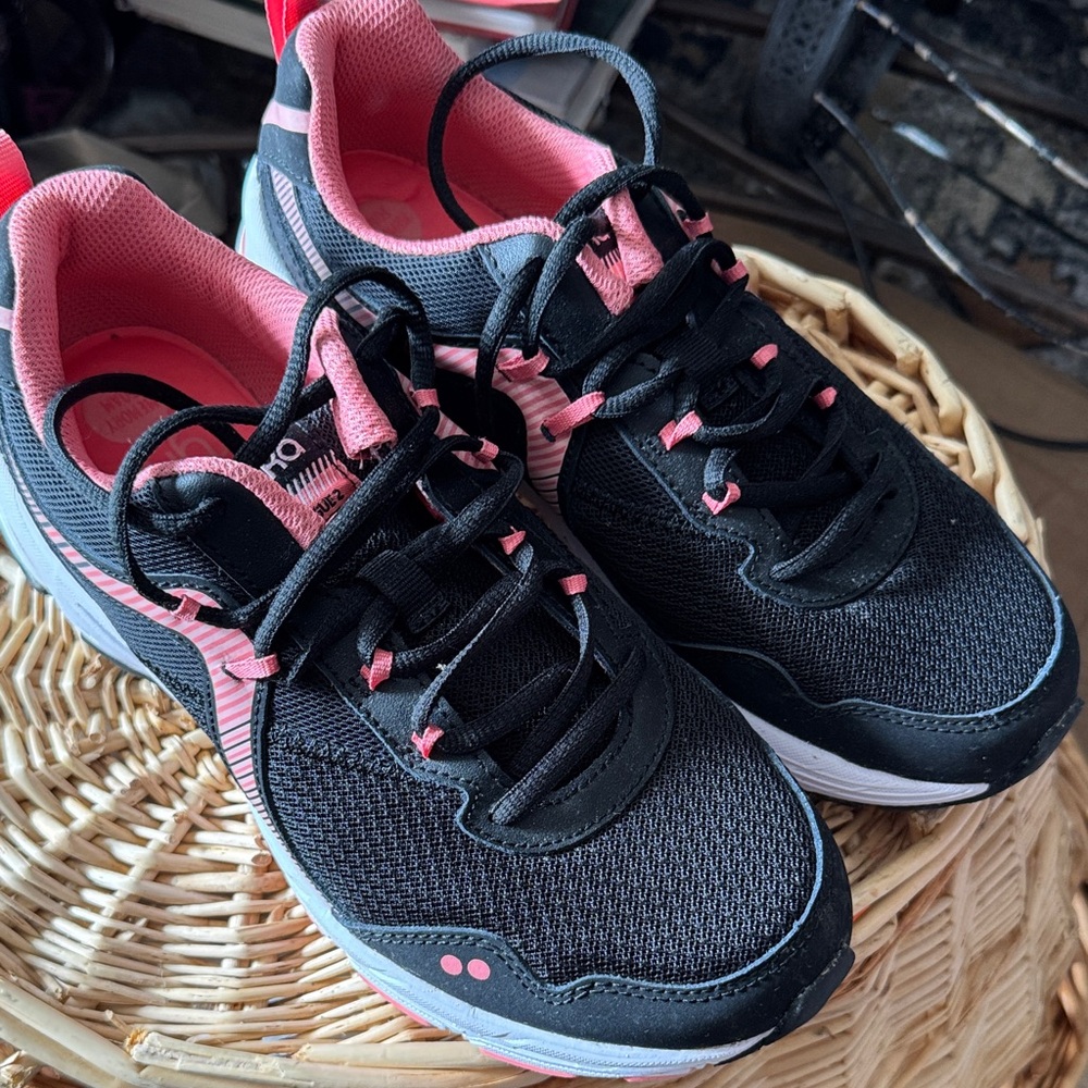 Ryka Women's Black and Pink Sneakers